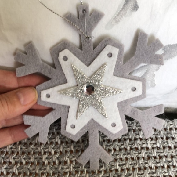 Bundle of Christmas ornaments - Picture 13 of 17